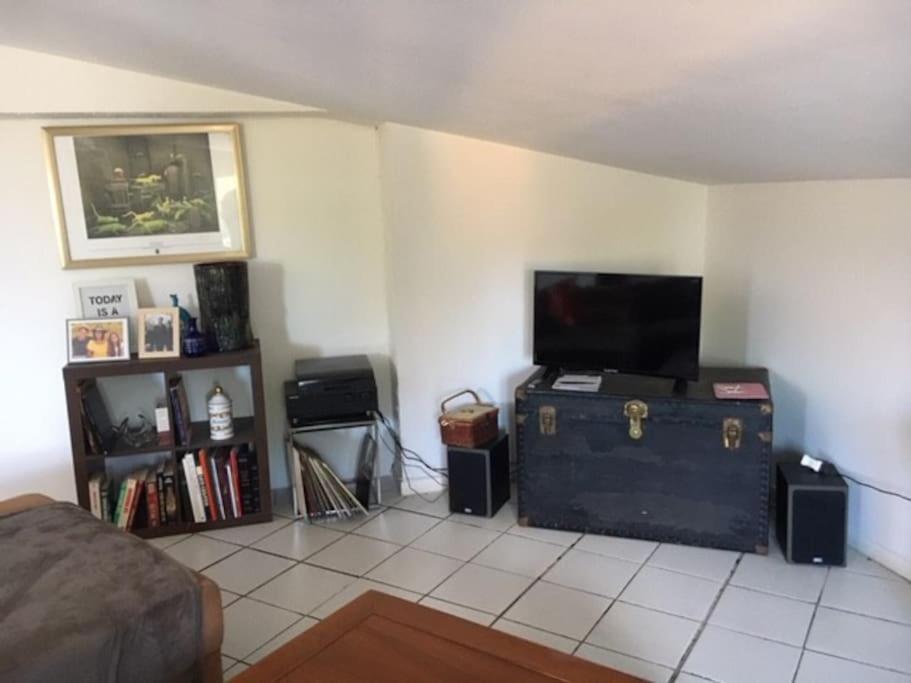 Le Depot Appartement Du Canal 80M2 A Champvert Luaran gambar